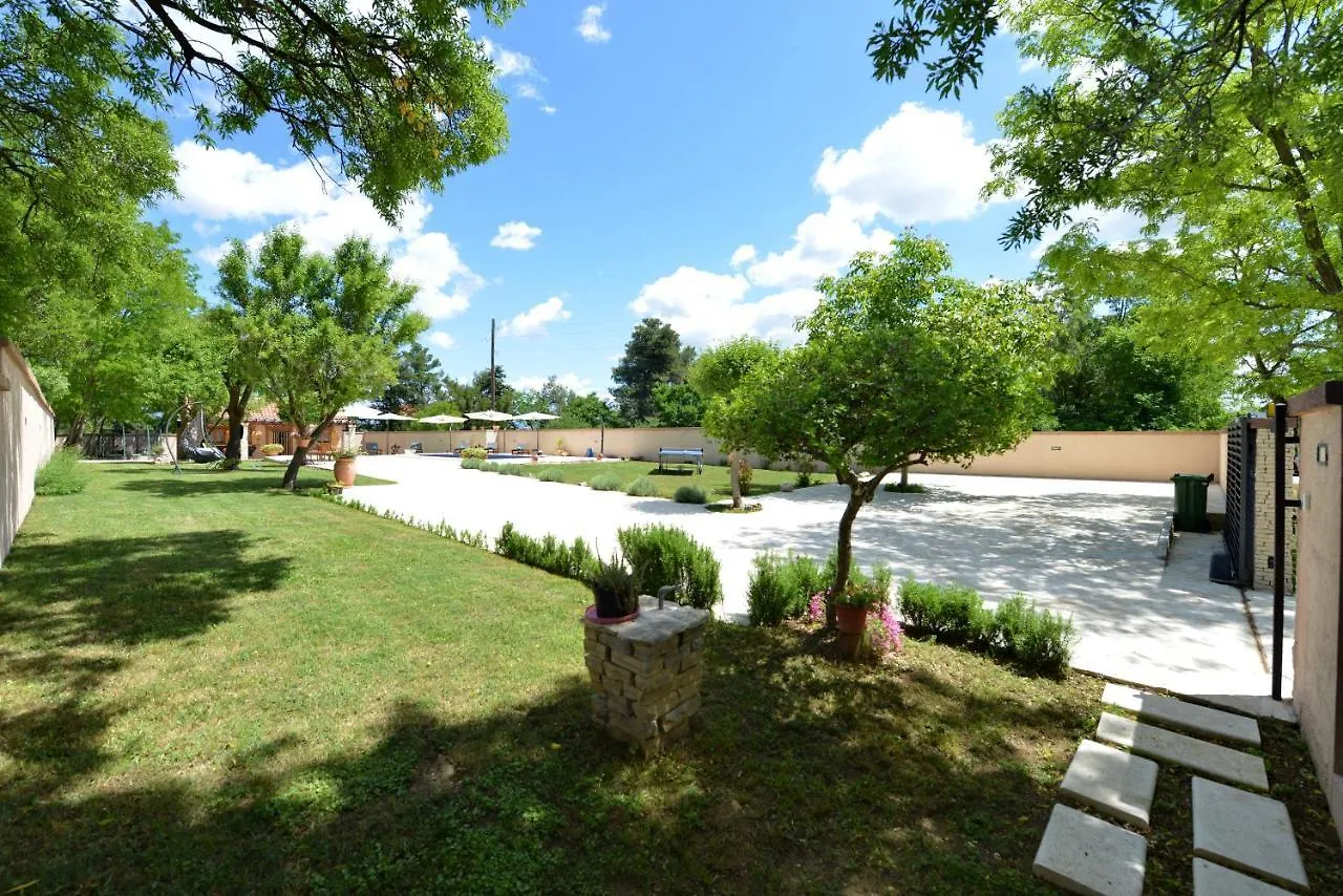 Вилла Vila Green Oasis Miro Dracevac Ninski