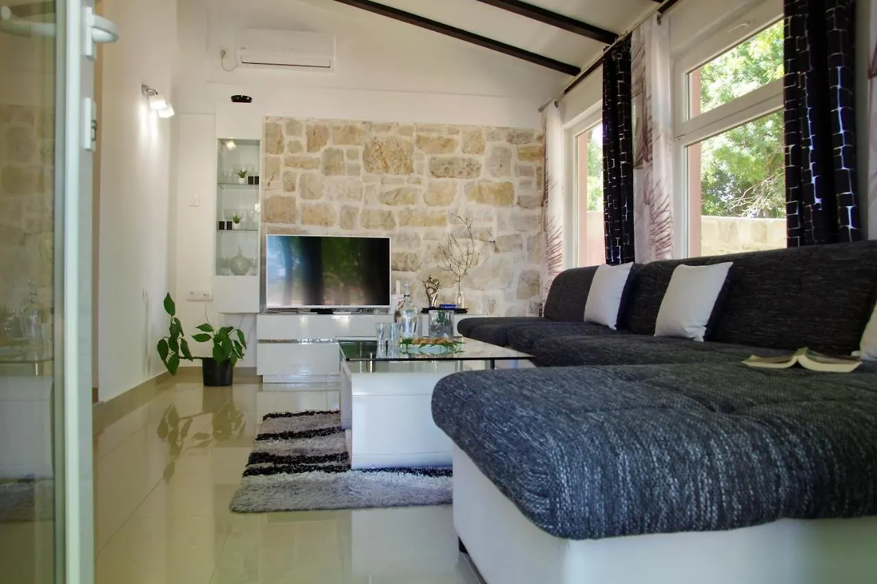 Villa Vila Green Oasis Miro Dracevac Ninski
