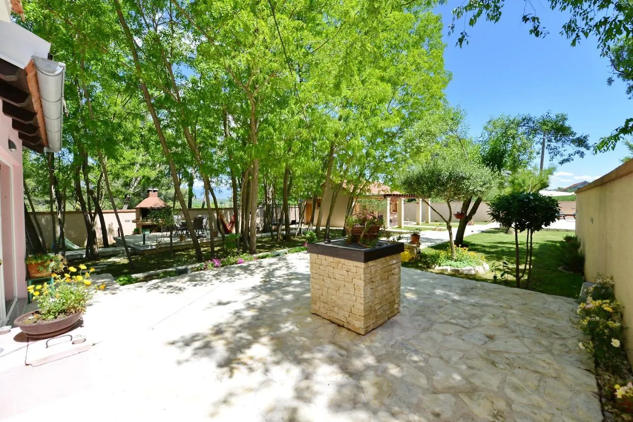 Vila Green Oasis Miro Dracevac Ninski Villa